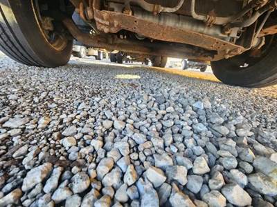 Mitsubishi FEC92S Front Axle Assembly