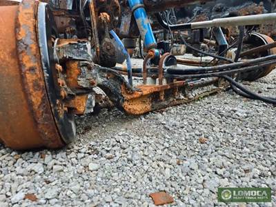 Peterbilt 384 Front Axle Assembly