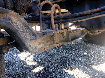 Peterbilt 386 Front Axle Assembly