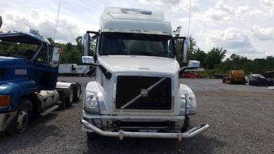 Volvo VNL Front Axle Assembly