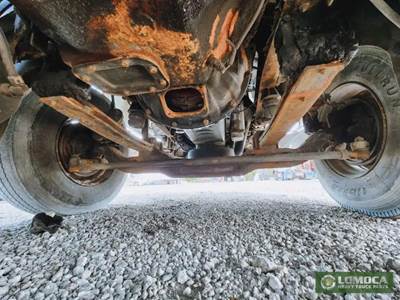 Volvo VNL Front Axle Assembly