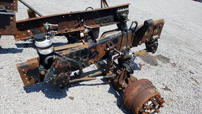 Volvo VNL Front Axle Assembly