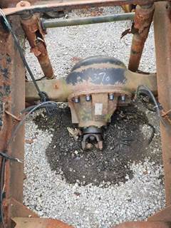 Dana-Spicer 19060S Rear Axle Assembly