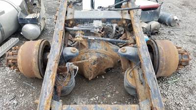 Dana S23-170 Rear Axle Assembly for a 2007 Peterbilt 335