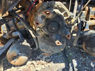 Detroit RT40-4N Rear Axle Assembly for a 2016 Western Star 5700