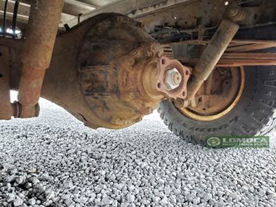 Isuzu NPR HD Rear Axle Assembly for a 2009 Isuzu NPR-HD