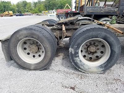 Meritor-Rockwell RT46-160 Rear Axle Assembly for a 2005 International 9900I