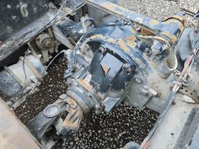 Meritor-Rockwell MR2014X Rear Axle Assembly for a 2022 Mack Anthem