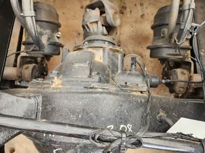 Meritor-Rockwell MT40-14X Rear Axle Assembly for a 2020 Freightliner Cascadia 126