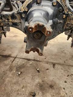 Meritor-Rockwell MT40-14X3CFR Rear Axle Assembly for a 2019 International LT625