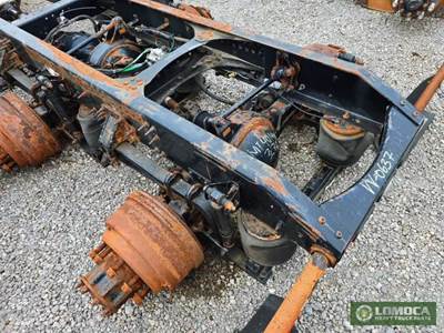 Meritor-Rockwell MT4014X Rear Axle Assembly for a 2012 Volvo VNL