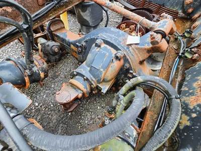 Meritor-Rockwell RR20-145 Rear Axle Assembly for a 2005 Freightliner Columbia 120