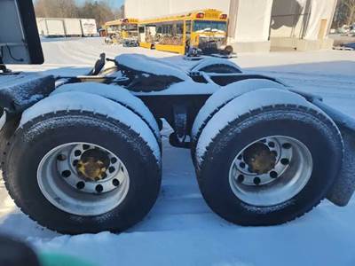 Meritor-Rockwell RR20-145 Rear Axle Assembly for a 2007 Freightliner Classic 120