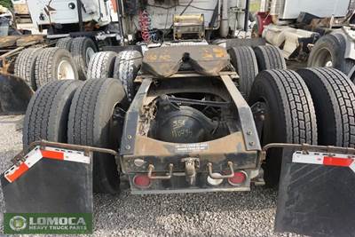 Meritor-Rockwell RT40-145 Rear Axle Assembly for a 2011 Volvo VNL