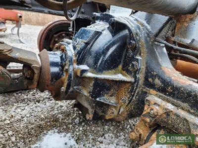 Meritor-Rockwell RT46164 Rear Axle Assembly for a 2012 Mack GU813