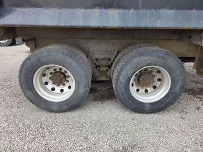 Meritor-Rockwell RT46164 Rear Axle Assembly for a 2013 International PayStar 5900i