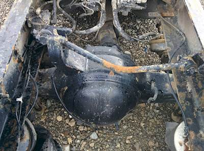 Dana DS405 Rear Axle Assembly for a 2006 International 9400I