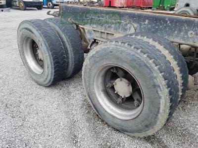 Mack CRDP202 Front Axle Housing for a 2001 Mack CL713