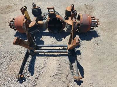 Eaton RSP40 Rear Axle Housing for a 2007 Kenworth T800