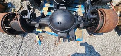 Meritor-Rockwell RT46-160 Rear Axle Housing for a 2018 Peterbilt 567