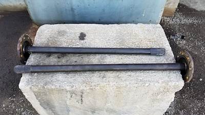 Eaton RSP41 Axle Shaft for a 2013 Peterbilt 384