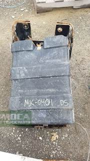 Mack CH613 Battery Box Cover