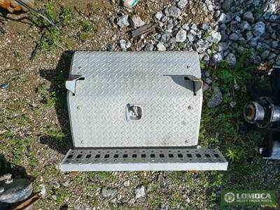 Western Star 5700 Battery Box Cover