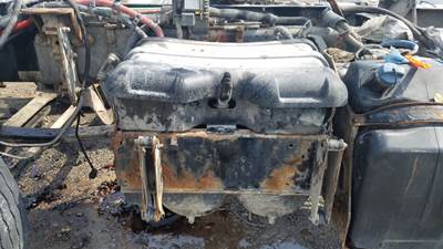 Freightliner Cascadia 125 Battery Box