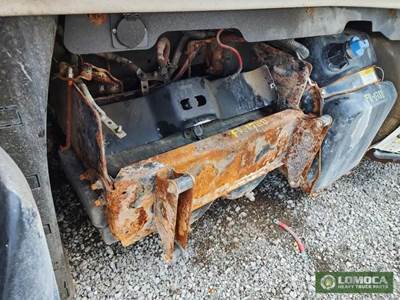 Freightliner Cascadia 125 Battery Box