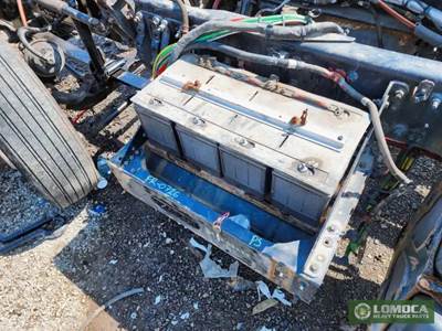 Freightliner Cascadia Battery Box for a 2018 Freightliner Cascadia 123