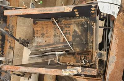 GMC C8500 Battery Box