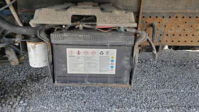 GMC W5500 Battery Box