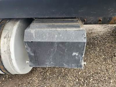International 9400i Battery Box