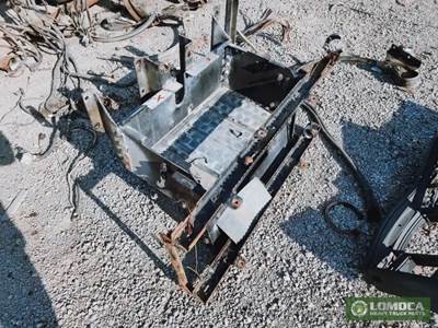 Kenworth T600 Battery Box for a 2009 Kenworth T660