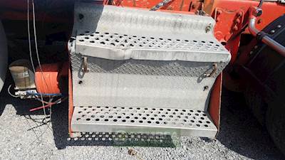 Kenworth T800 Battery Box