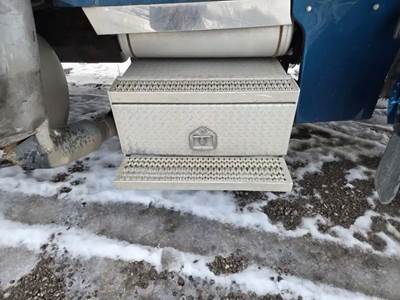 Peterbilt 379 Battery Box