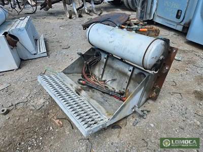 Peterbilt 388 Battery Box