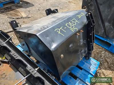 Peterbilt 579 Battery Box