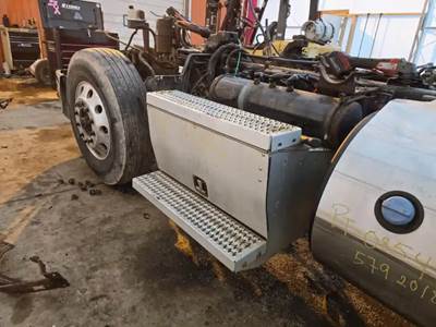 Peterbilt 579 Battery Box