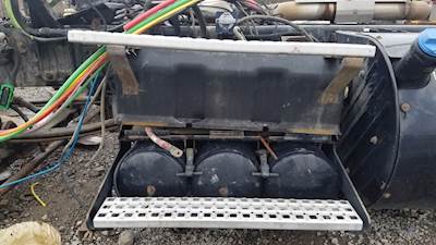 Volvo VNL Battery Box