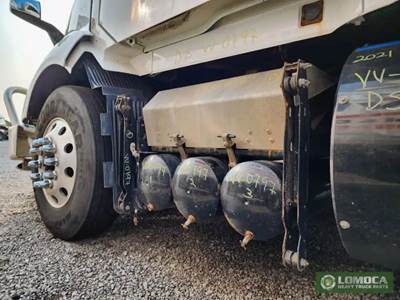 Volvo VNL Battery Box