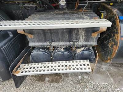 Volvo VNR64T Battery Box