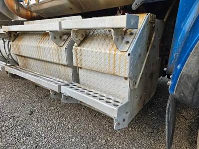 Western Star 4900FA Battery Box for a 2014 Western Star 4900 FA