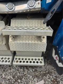 Western Star 4900FA Battery Box