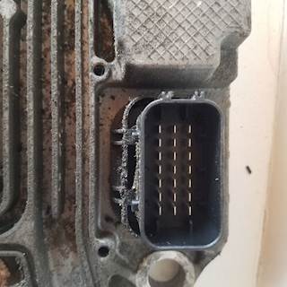 Detroit DD15 Body Control Module for a 2013 Freightliner Cascadia 125