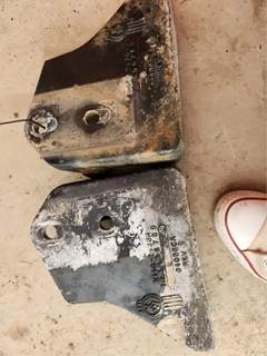 Kenworth T800 Bracket