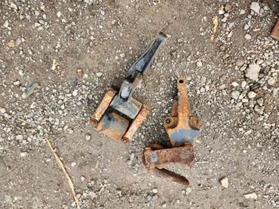 Kenworth T800 Bracket