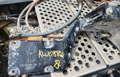 Kenworth T880 Bracket