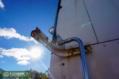 Peterbilt 387 Bracket