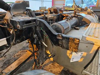 Peterbilt 579 Bracket